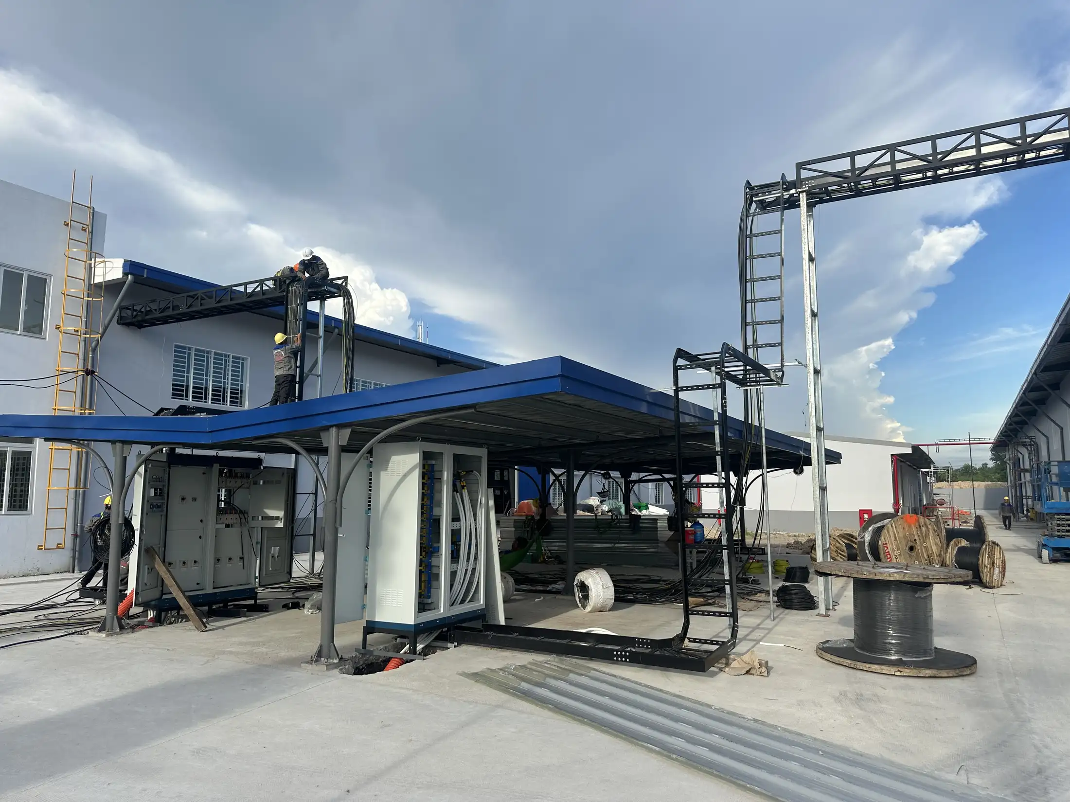 Trạm biến áp cấp nguồn cho nhà xưởng công nghiệp