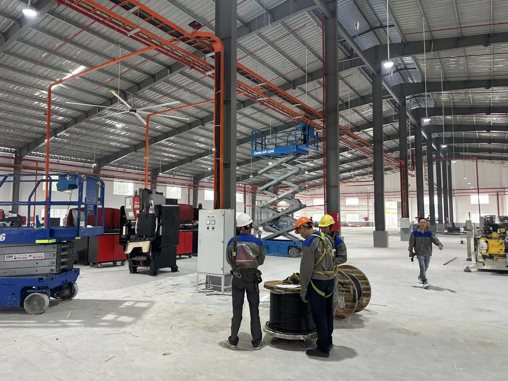 Hệ thống điện công nghiệp trong nhà xưởng