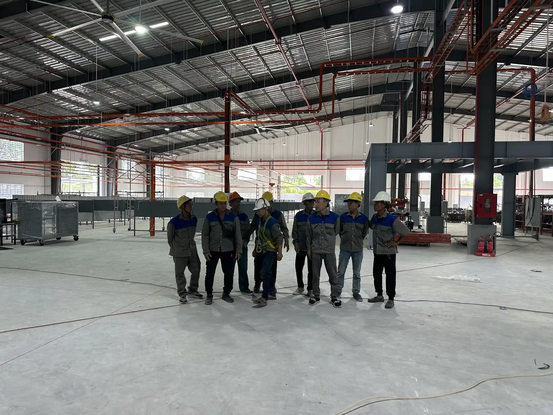 Kiểm tra phối hợp nhà thầu điện công nghiệp