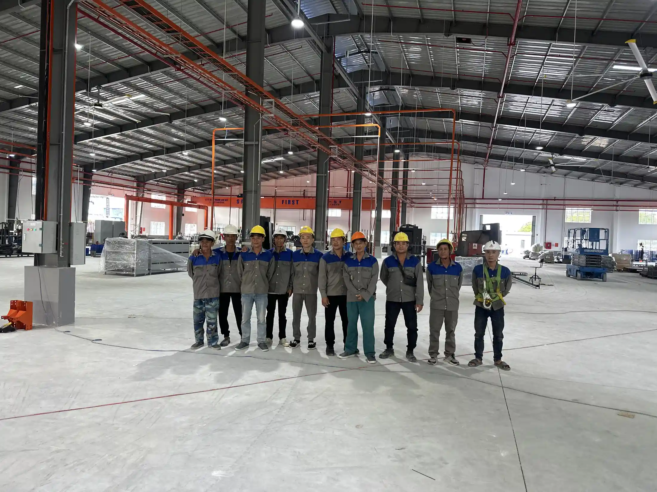 Thống kê vật tư phụ và nhân công điện xưởng may