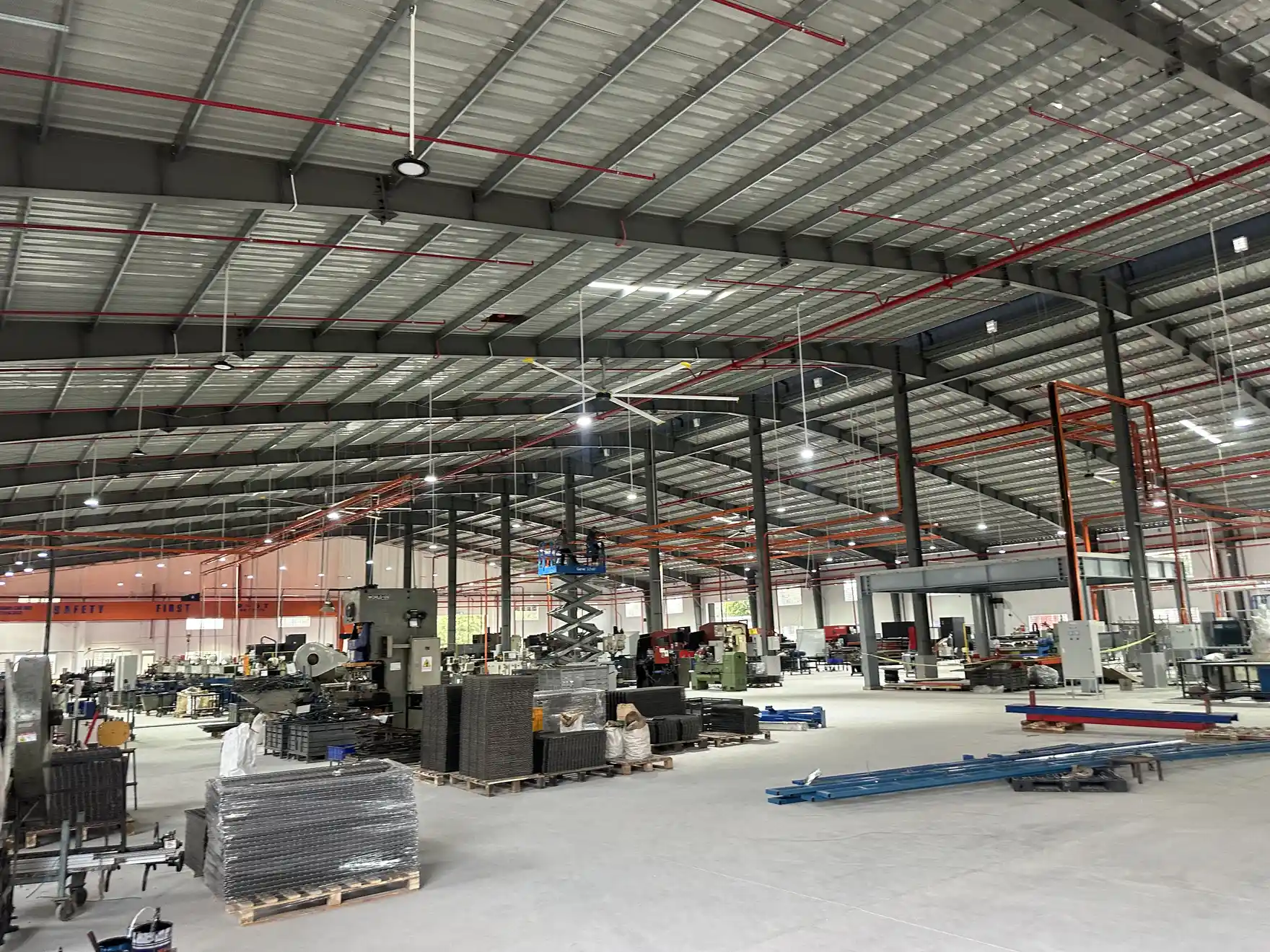 Tuyến cáp và máng cáp trong hồ sơ tư vấn điện nhà xưởng