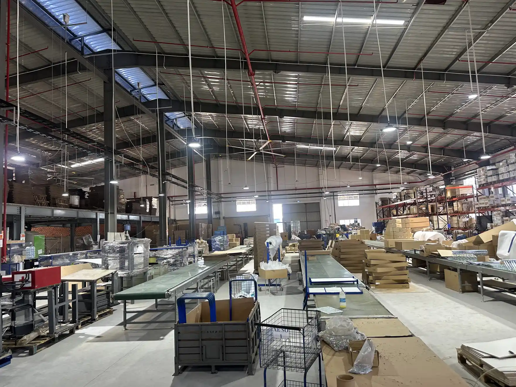Nhà xưởng đang sử dụng cần thống nhất thời điểm khảo sát phù hợp với hoạt động sản xuất.