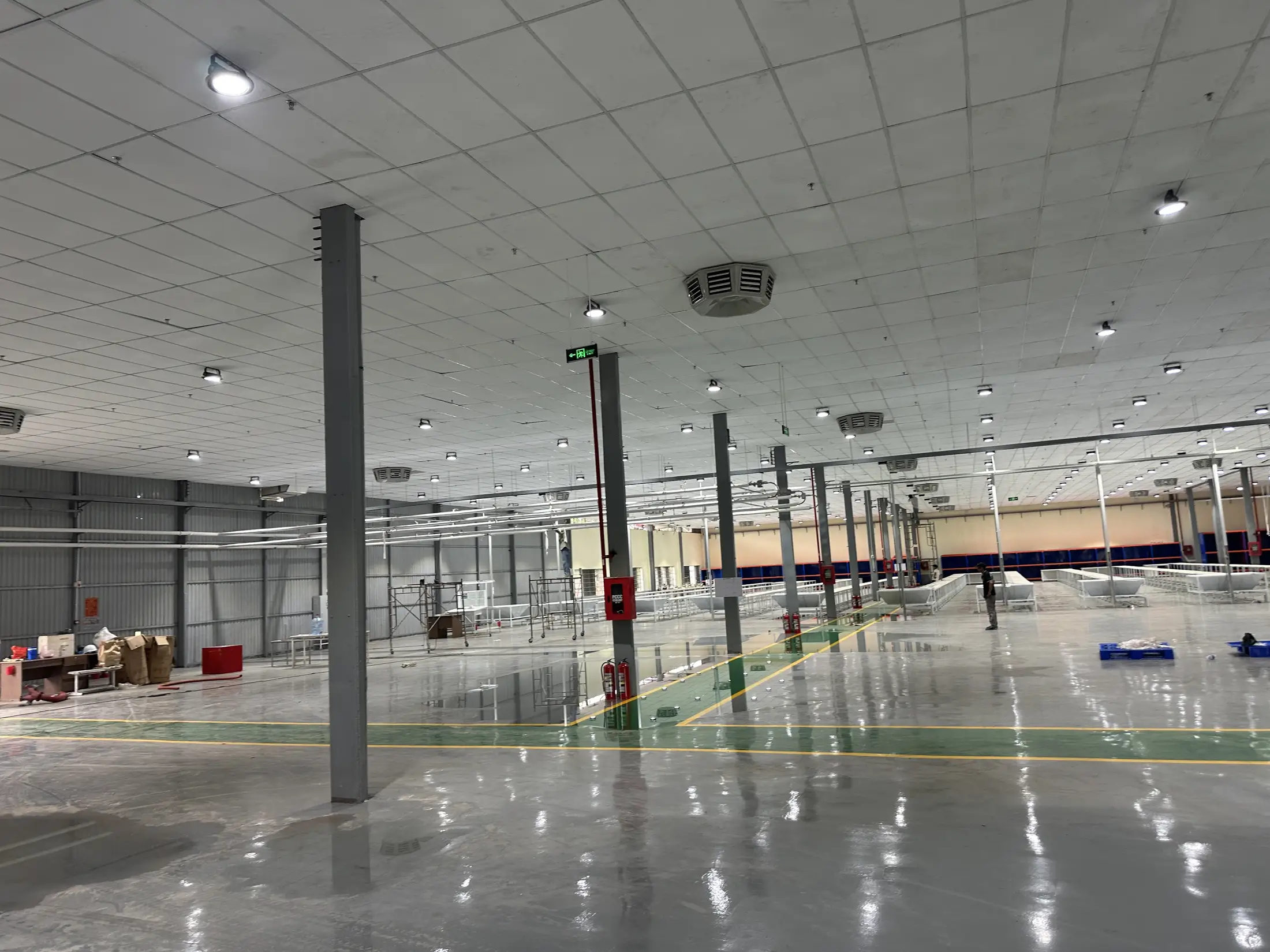 Yêu cầu tiến độ, ngân sách và điều kiện thi công