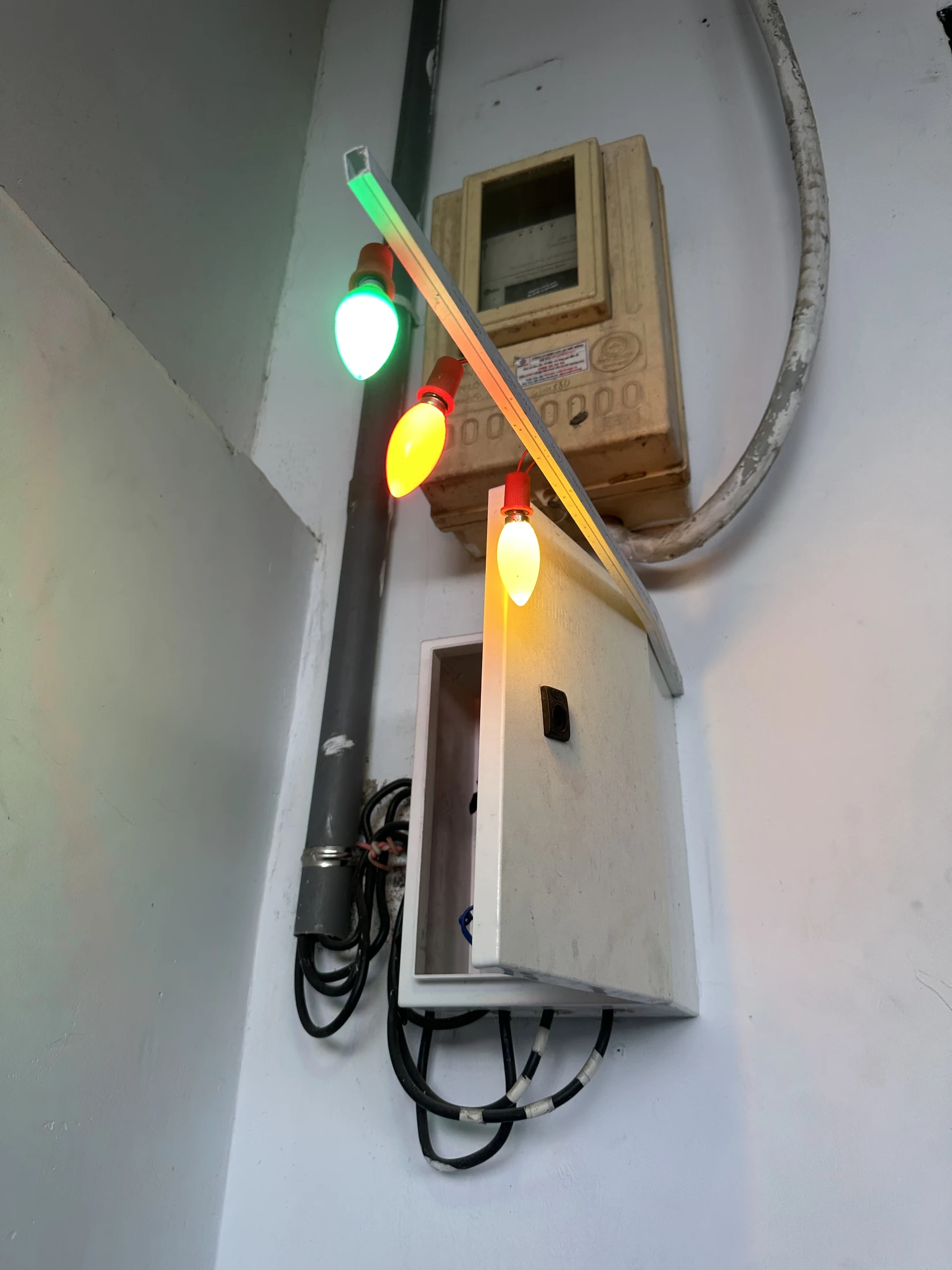 cách bóc tách khối lượng lắp đặt hệ thống điện nhà xưởng - Đo chiều dài máng cáp và ống luồn dây
