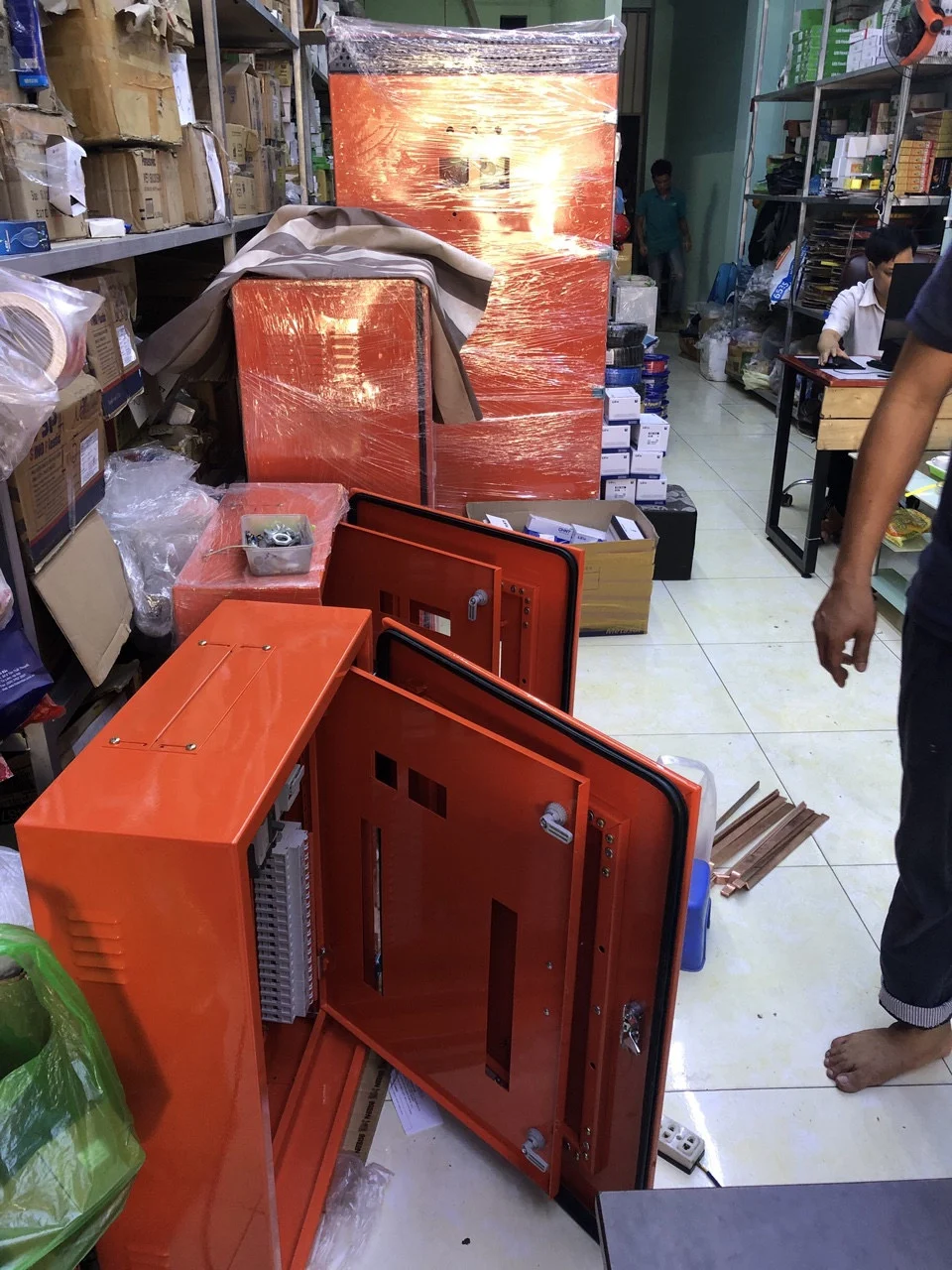thời gian triển khai thi công hệ thống điện nhà xưởng - Mặt bằng quyết định khả năng triển khai tại hiện trường nhà xưởng.