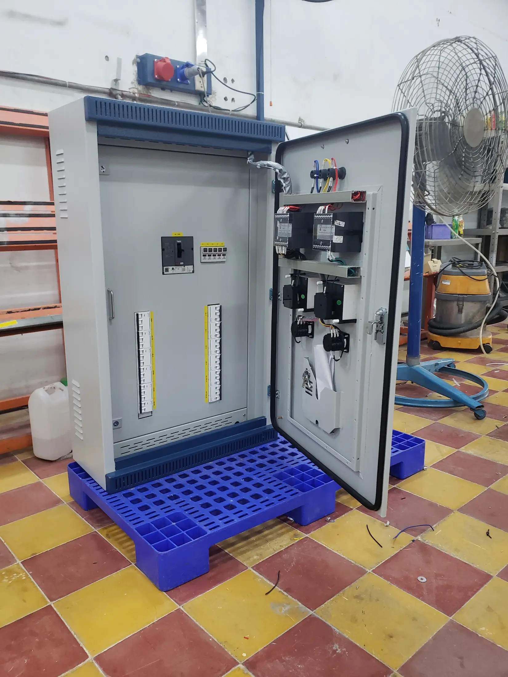 Xác định lối tiếp cận và vị trí thi công điện nhà xưởng