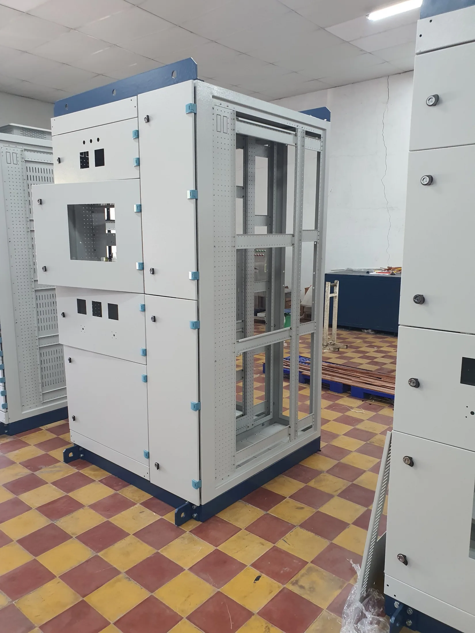 Hoàn thiện hồ sơ chuẩn bị thi công điện nhà xưởng