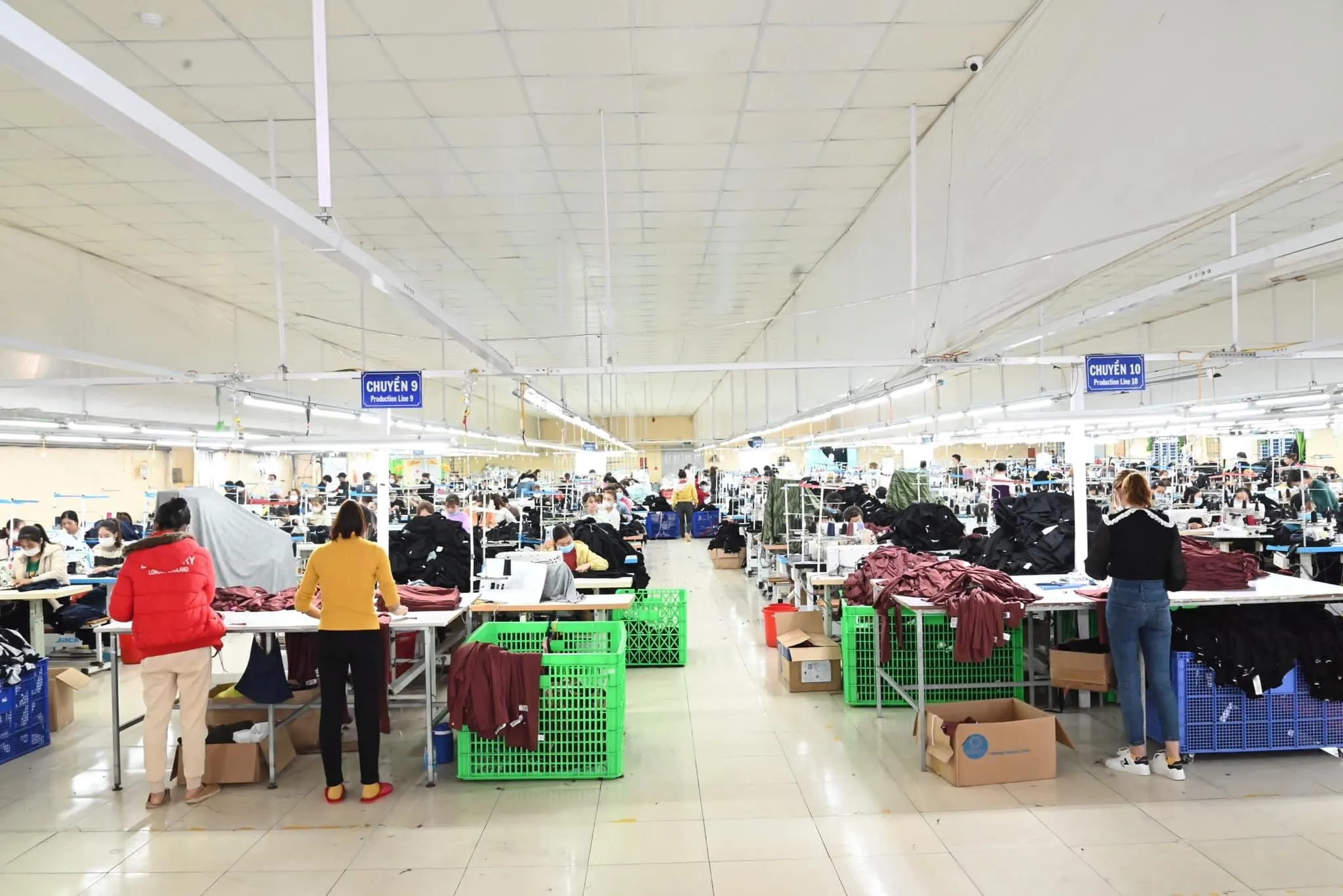 Hệ thống điện và chiếu sáng chuyền may trong xưởng may
